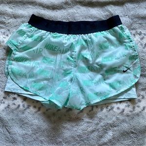 Nike Air 3” 2 in 1 Running Active Athletic Short Sz L Aqua